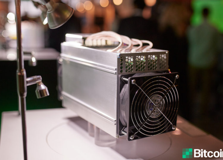 China’s Bitcoin Hashrate Dominance Dives, ‘North America Could Steal the Lead’ – Mining Bitcoin News