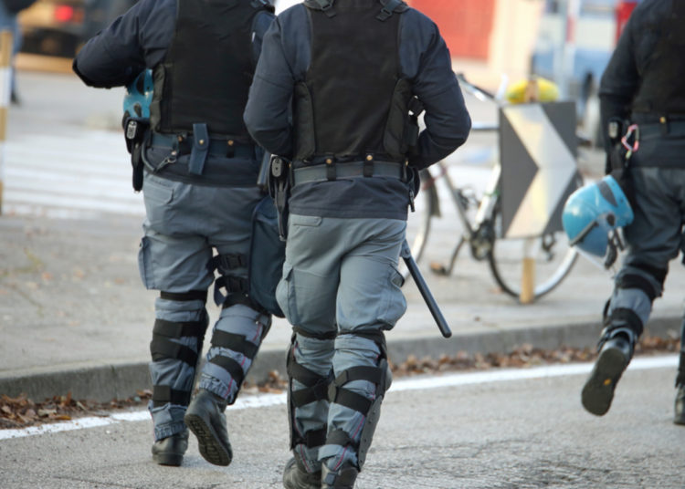 UK Police Raid Alleged Cannabis Farm, Finds Bitcoin Mining Facility Stealing Power – Bitcoin News