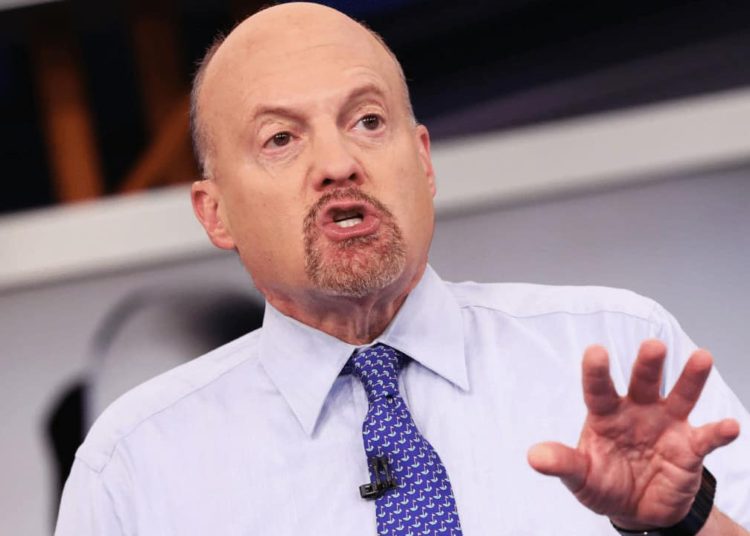 Jim Cramer Bullish on Bitcoin Holding $30K But Bought Ethereum Instead