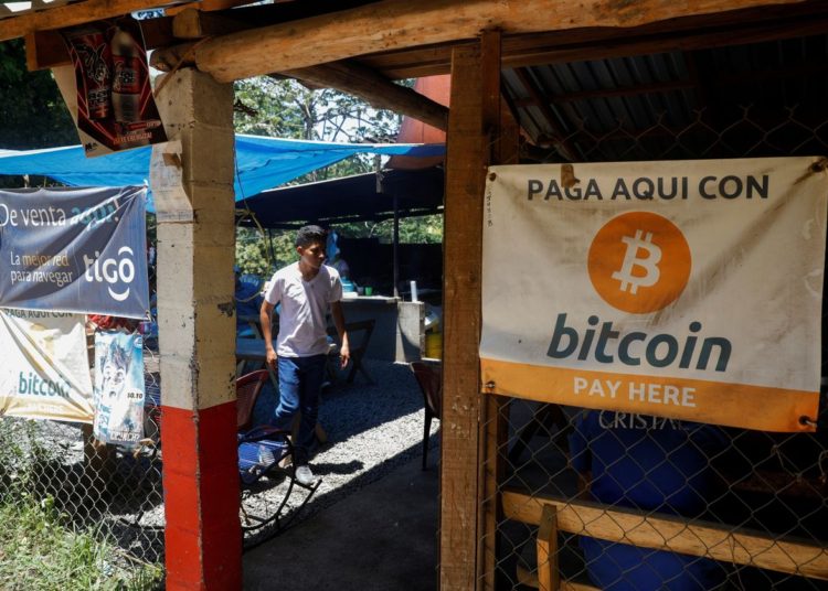 El Salvador president is “stupid” for making Bitcoin legal tender: Economist
