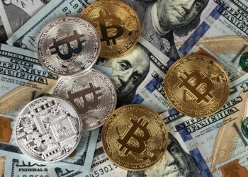 Senator Elizabeth Warren Slams Bitcoin and other cryptocurrencies.