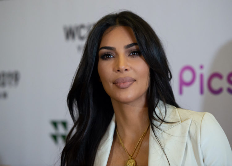 Kim Kardashian Shills Ethereum Max on Instagram, Media Questions Socialites Motive – Bitcoin News