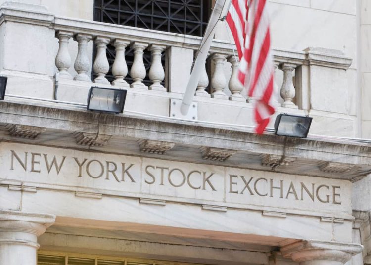 EOS Pumps 10% as Bullish Announces Planned NYSE Listing via SPAC Merger
