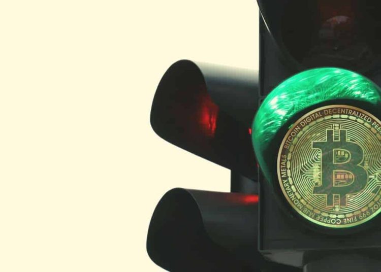 Bitcoin Breaks Above $33K, Up 15% in 5 Days