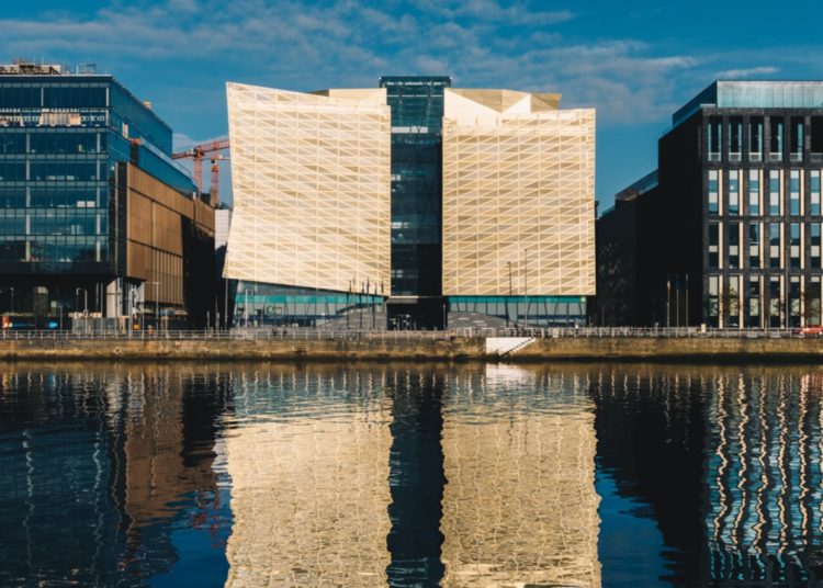 Central Bank of Ireland Governor Talks Crypto, Praises ‘Secure, Decentralized’ Technology – Fintech Bitcoin News