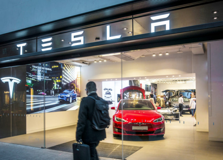 California Man Arrested for Using Government’s Covid-19 PPP Loan to Buy Cryptocurrency and Tesla – Regulation Bitcoin News