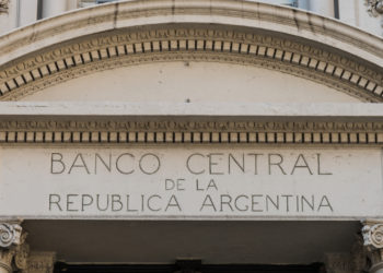 Central Bank of Argentina President Hints at Possible Regulation of Bitcoin in Payment Systems – Bitcoin News