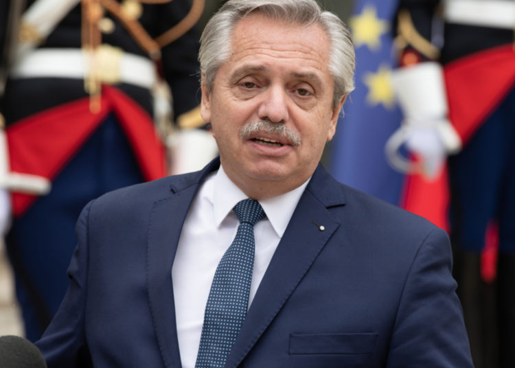 President of Argentina Open to Adopting Cryptocurrencies as Legal Tender – Emerging Markets Bitcoin News