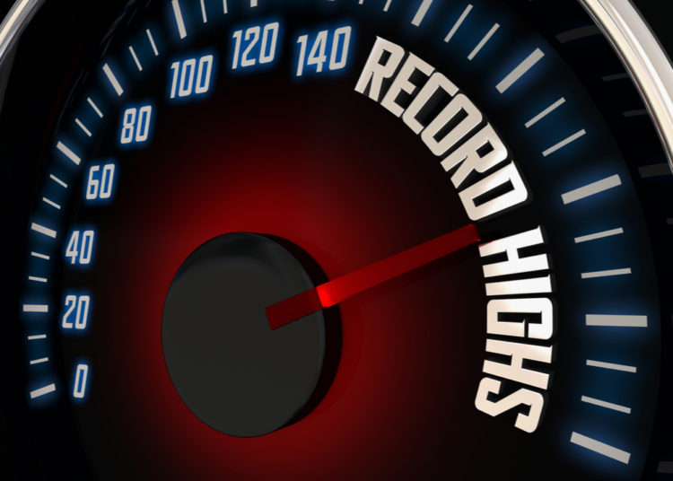 The Crypto Economy’s Biggest 12-Month Gainers Outshined Bitcoin and Ethereum by a Long Shot – Markets and Prices Bitcoin News