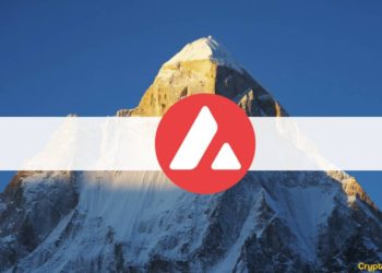 Avalanche (AVAX) Explodes 30% to New ATH, Bitcoin Stagnant at $45K