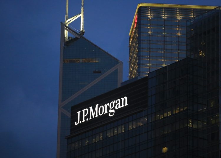 JPMorgan Chase Urges Caution Over Altcoin Rally in Crypto Markets