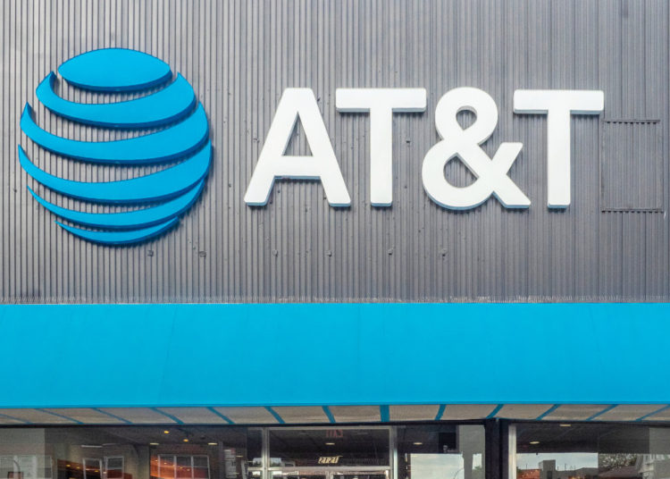 AT&T Sued by Customer After Security Breach Led to Theft of Cryptocurrency – News Bitcoin News