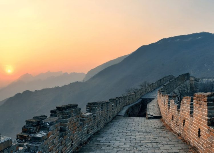 More Than 20 Chinese Crypto Companies to Leave The Country Following The Local Ban