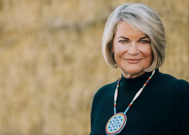 Senator Lummis Thanks God for Bitcoin as the US Raises Debt Ceiling