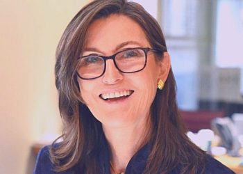 Cathie Wood Rebuts Jack Dorsey’s Tweet On Hyperinflation