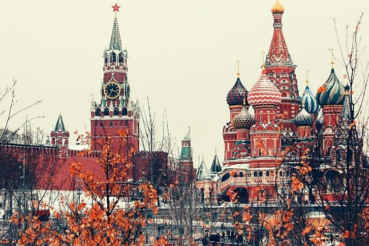 Russian bank Tinkoff looks into crypto investment services despite current ban