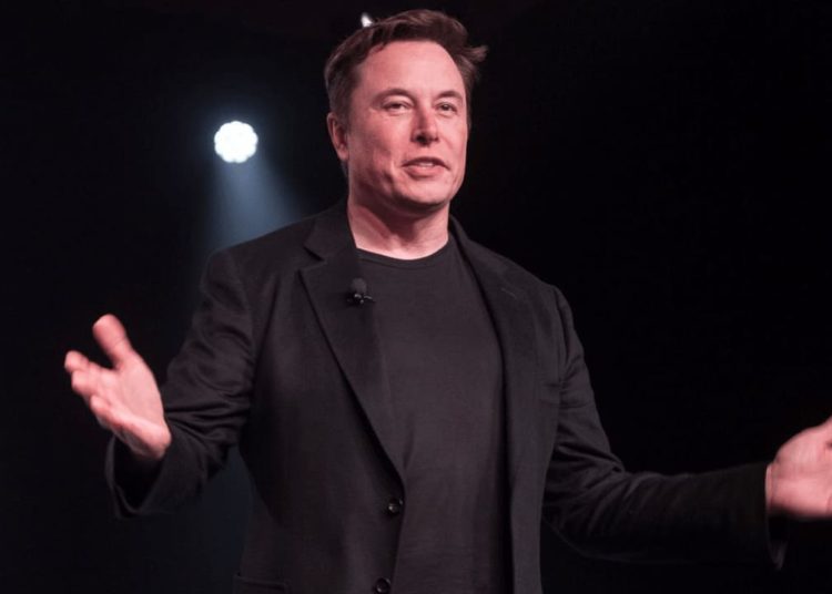 Michael Saylor and Max Keiser Explain the Potential Benefits of Elon Musk Converting Tesla Shares to Bitcoin