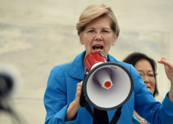 US Senator Questions Bitcoin Mining Firm on Environmental Impact