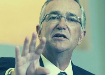 Billionaire Ricardo Salinas Pliego Urges Followers To Leave Fiat Currency Behind, Invest In Bitcoin