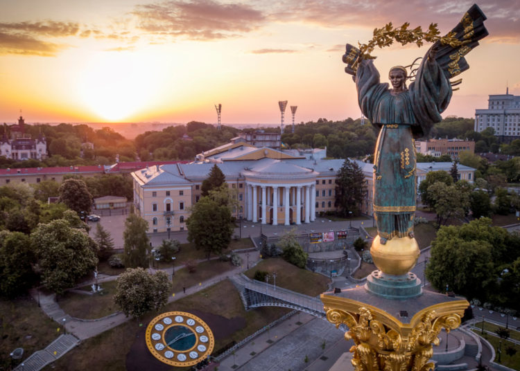 Ukrainians Offered New Crypto Services, Bitcoin Cards – Fintech Bitcoin News
