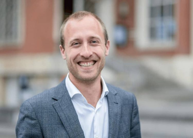 Belgium MP Vowed to Convert His Entire 2022 Salary to Bitcoin