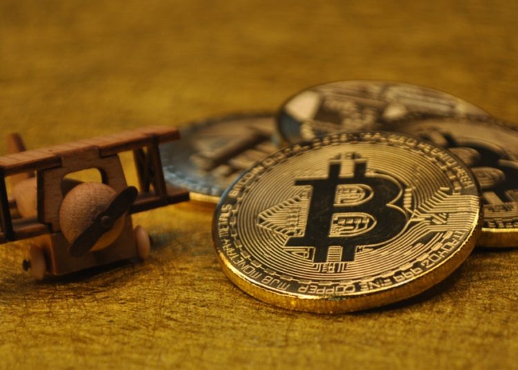 Small Bitcoin Holders are Stacking amid Visa’s Crypto-Linked Card Payments Hitting $2.5B