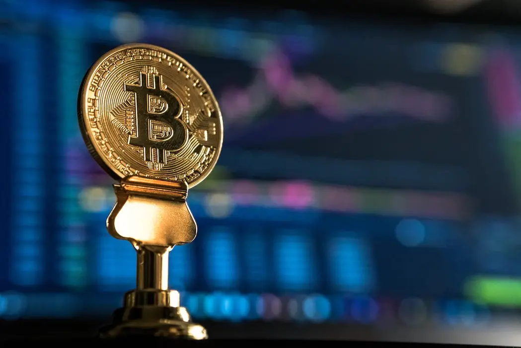 BTC fumbles under $37,000 but Bloomberg analyst predicts major milestone for Bitcoin in 2022