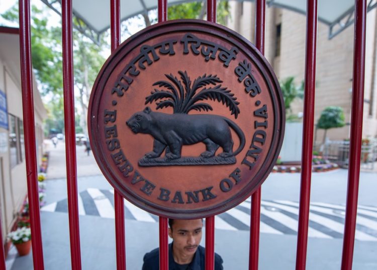 India Should Ban Cryptocurrencies, Says RBI Deputy