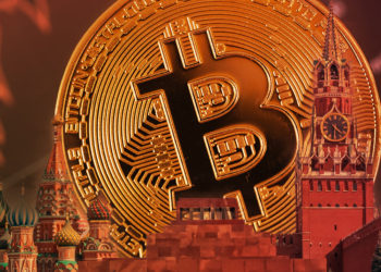 BTC below 40k, short-term holders drive volatility while geopolitics spook markets