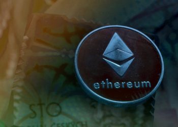 Institutional funds start flowing into Ether, ETH reclaims $3000 with 7% surge