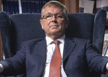Hungary’s Central Bank Governor Calls for EU-Wide Ban on Cryptocurrency Trading and Mining – Bitcoin News