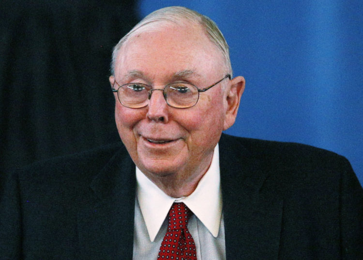 Berkshire Hathaway’s Charlie Munger Says Government Should Ban Bitcoin — Calls Crypto ‘Venereal Disease’ – Featured Bitcoin News