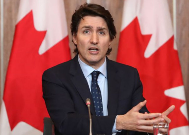 Canadian Police Begin Unfreezing Accounts Tied to Freedom Convoy as Trudeau Revokes Emergencies Act – Featured Bitcoin News