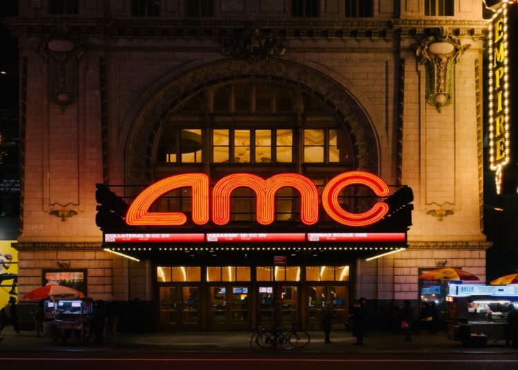 AMC Theatres to Accept Shiba Inu and Dogecoin by March 19