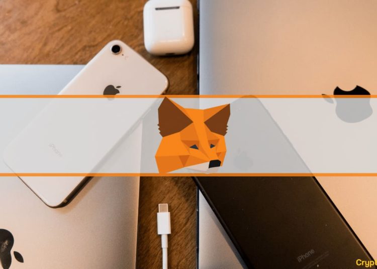 MetaMask Allows iPhone Users to Buy Crypto With Apple Pay