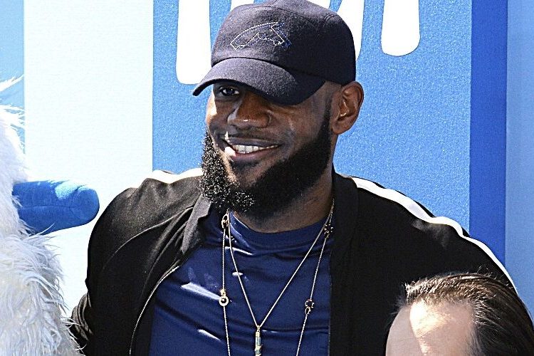 LeBron James Makes NFT Debut With Crypto.com