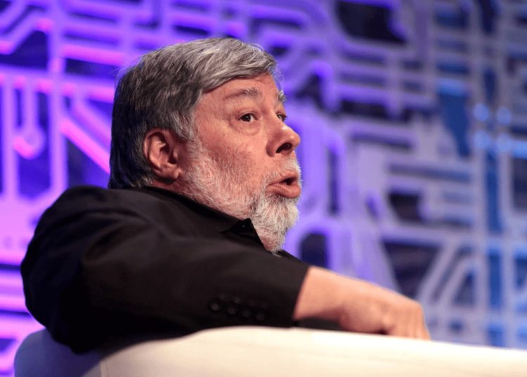 Steve Wozniak describes Bitcoin as “pure gold”