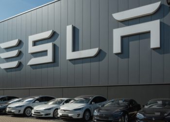 Tesla’s Token Rises Despite Shanghai Factory Shutdown