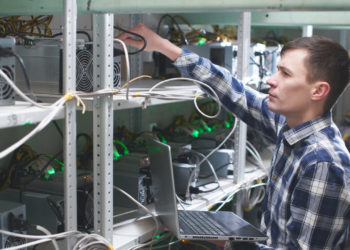 Russia Will Not Try to Ban Home Crypto Mining, Finance Ministry Official Indicates – Mining Bitcoin News