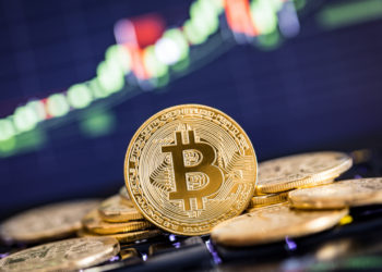 Bitcoin Trades Near Key Support Level to Start the Weekend – Market Updates Bitcoin News