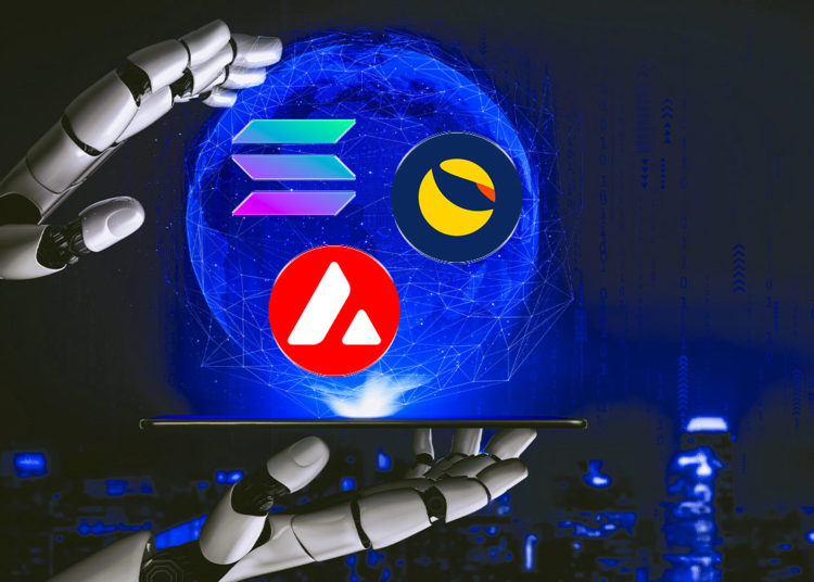 Crypto Analyst Unveils Massive Target for Ethereum Rival Solana, Predicts Rallies for Avalanche and Terra