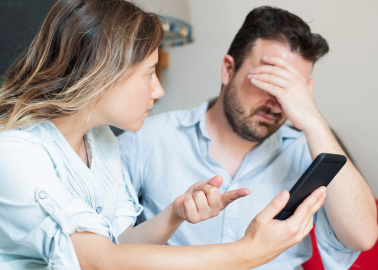 2 out of 5 Survey Respondents Hid Their Crypto Purchases – Bitcoin News