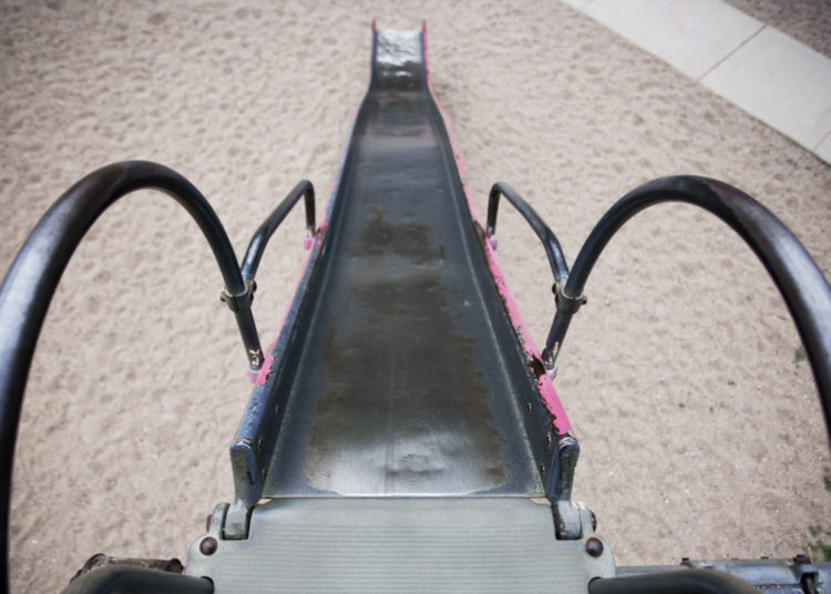 Value Locked in Decentralized Finance Slides 17% Lower Over the Last 30 Days – Defi Bitcoin News