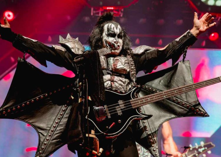 Rock Legend Gene Simmons Owns 14 Cryptocurrencies — ‘I Have Not Sold a Single Position Since the Downturn’ – Featured Bitcoin News
