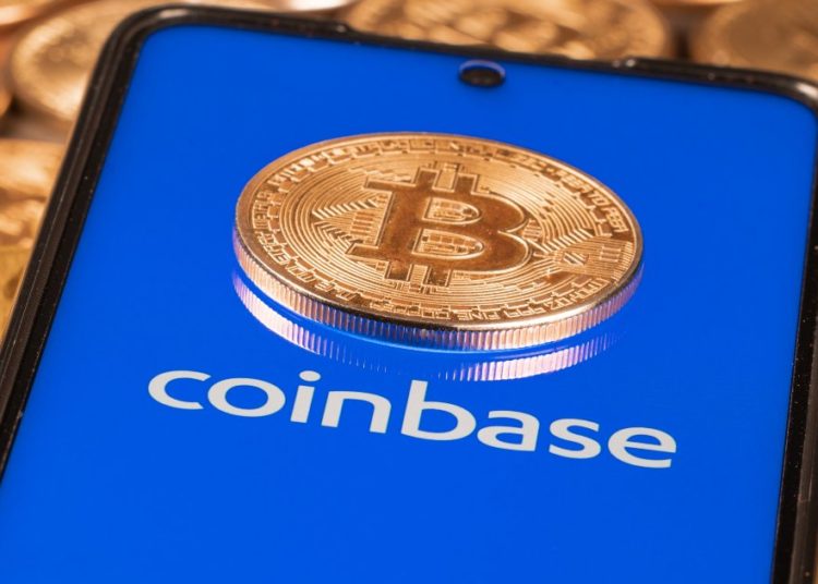 Coinbase’s ‘Nano’ Bitcoin Futures Product Surges amid Declining Trading Volume