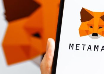 MetaMask Co-founders Dish Out Criticism of CeFi
