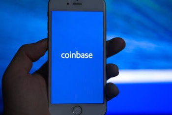 Coinbase Falls Short in the S&P Global Ratings as Crypto Winter Stiffens