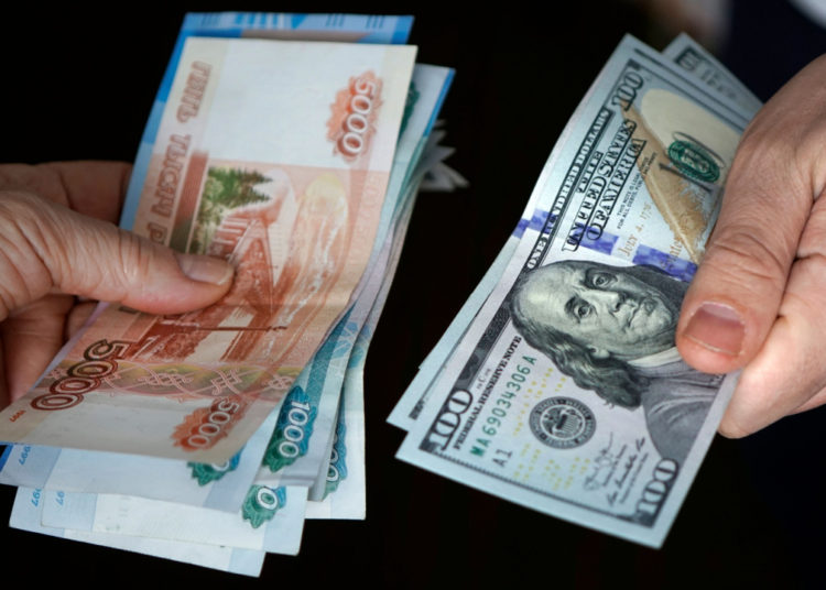 Bank of Russia Eases Restrictions on Purchases of Dollar and Euro Cash – Finance Bitcoin News