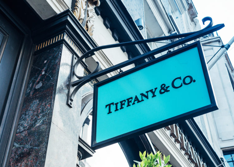 Luxury Retailer Tiffany & Co. Announces Jeweled Cryptopunk Pendants Tied to NFTs – Blockchain Bitcoin News