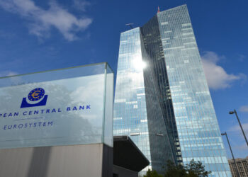 European Central Bank Considers Rolling Out Blockchain-Powered Bank Transactions